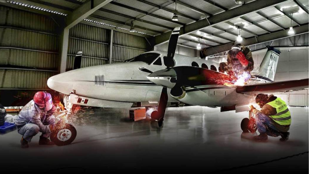 Paga Nuevo León 5.6 Millones De Pesos Al Mantenimiento Del King Air 250. - Glen Facturero