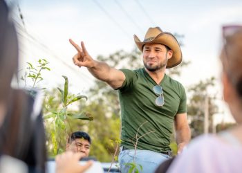 GLEN-ZAMBRANO-MEDIO-AMBIENTE