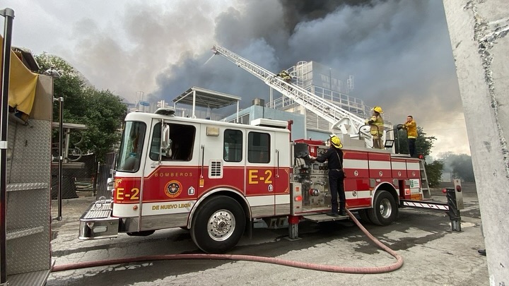 Bomberosnl-20250424_143858-4147267826 - Glen Facturero Bomberos, Vocación, Sacrificio