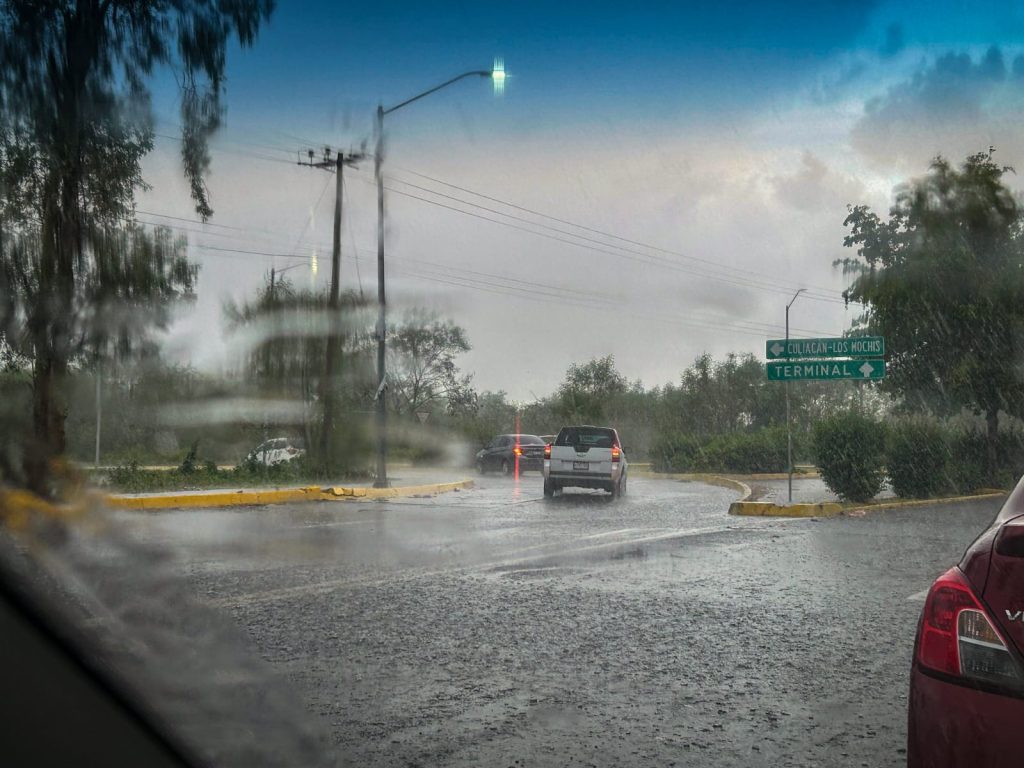Lluvia1 - Glen Facturero Lluvias, Encharcamientos, Monterrey, Precaución, Protección Civil