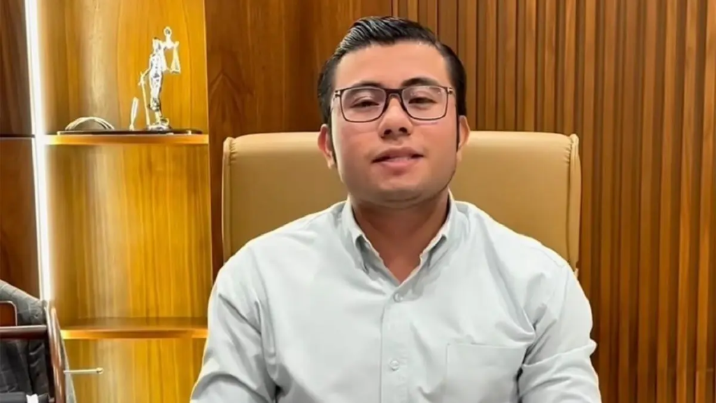 Trabajador-de-arratia-samuel-garcía-contratos-millonarios-nuevo-león