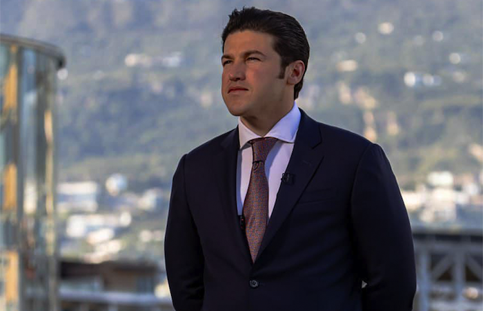 Image - Glen Facturero Samuel-garcía-en-japón-inversiones-en-nuevo-león-samuel-garcía-sector-industrial-tesla