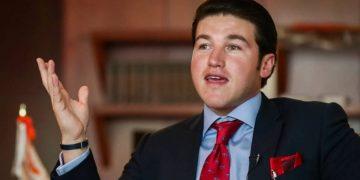 Samuel García Mil Millones Desviados - Glen Facturero
