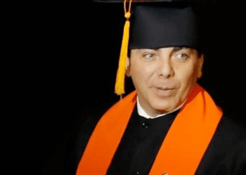 Cristian Castro Acaba La Prepa - Glen Facturero