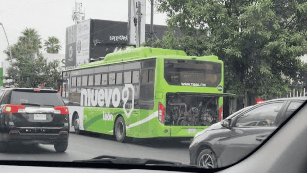 Aumento a La Tarifa Del Metro En Nuevo León Mientras Que Los Camiones No Muestran La Calidad Prometida - Glen Facturero