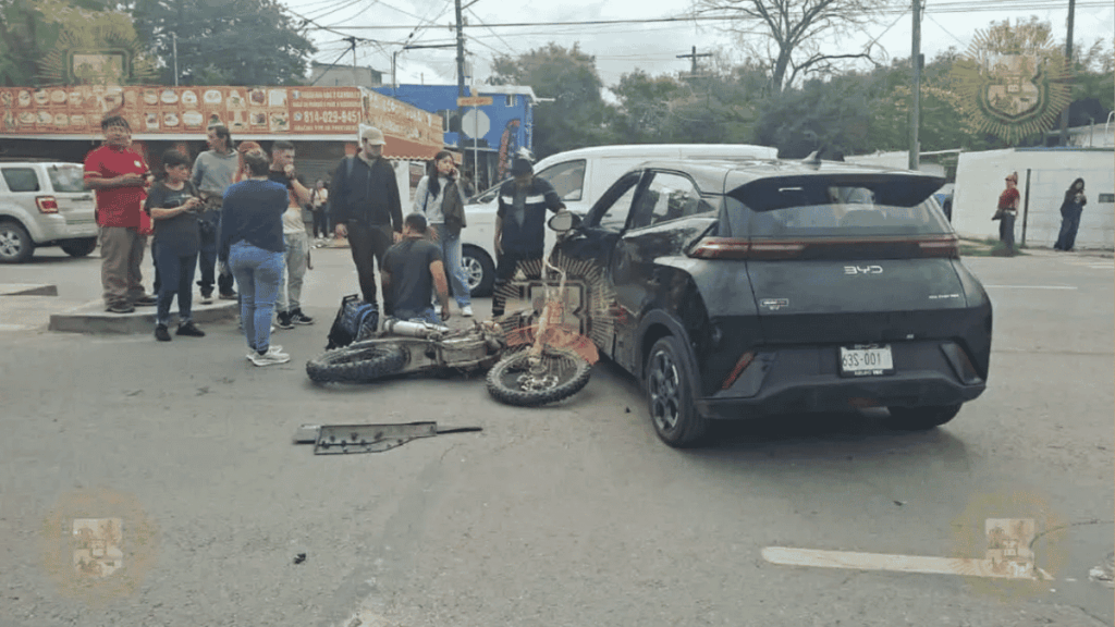 Menor Grave Tras Accidente En Escobedo - Glen Facturero - Glen Facturero